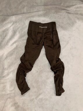 Brown alphalete amplify contour leggings, medium